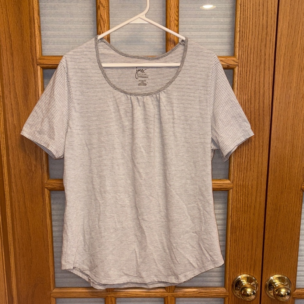 EUC Just My Size Light Gray Striped Tee